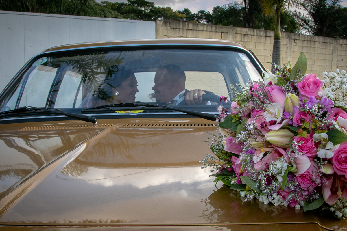 Casamento econômico, na cidade de Poá São Paulo, fotografo de casamento Daniel Moura e Patty Moura da Clique a Dois fotografia, decoração rustica, Noiva de Opala