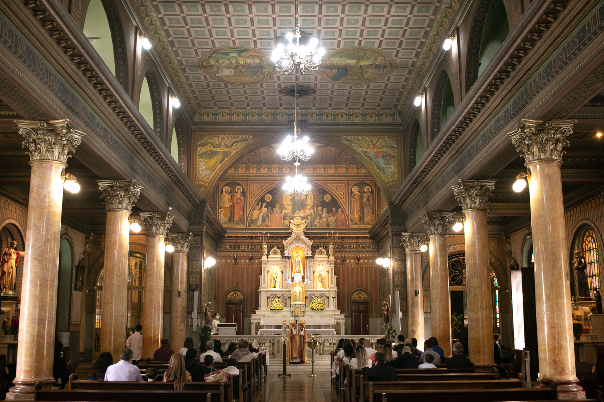 Fotografar batizados é sempre emocionante. Confira os melhores trabalhos com cerimônias de batismo do fotógrafo de famílias Daniel Moura