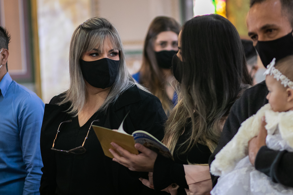 Fotografar batizados é sempre emocionante. Confira os melhores trabalhos com cerimônias de batismo do fotógrafo de famílias Daniel Moura