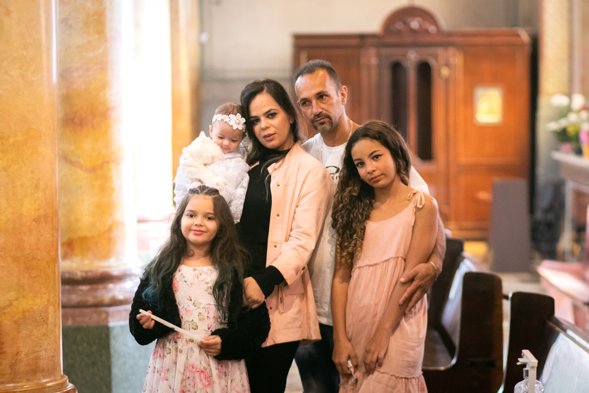 Fotografar batizados é sempre emocionante. Confira os melhores trabalhos com cerimônias de batismo do fotógrafo de famílias Daniel Moura