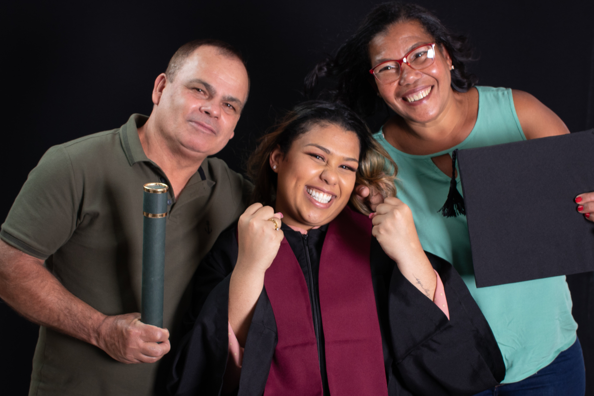 Ensaio fotografico Formatura, Ensaio fotografico Conquista, Estudio fotografico, Daniel Moura, formatura, ensaio fotográfico, fotos de formatura, celebração de formatura, conquistas acadêmicas, fotografia profissional.