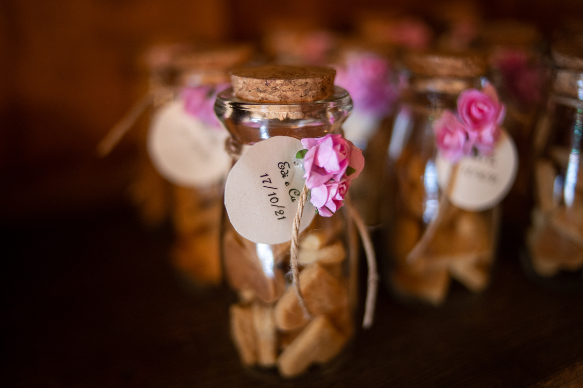 Infesta - La infesta 
Infesta (Buffet E Eventos)  - Tatuapé
Lugares para fazer um mini wedding em São Paulo, espaços menores e mais intimistas. Casamento sofisticado e muito elegante, fotografado por Daniel Moura da empresa Clique a Dois fotografia.