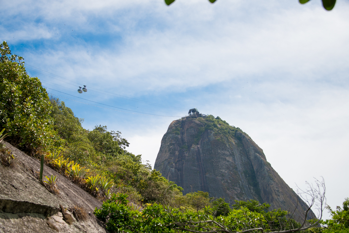 UM TOQUE NO SEU OLHAR ARIANE SCHMITZ TATIANA VIEIRA