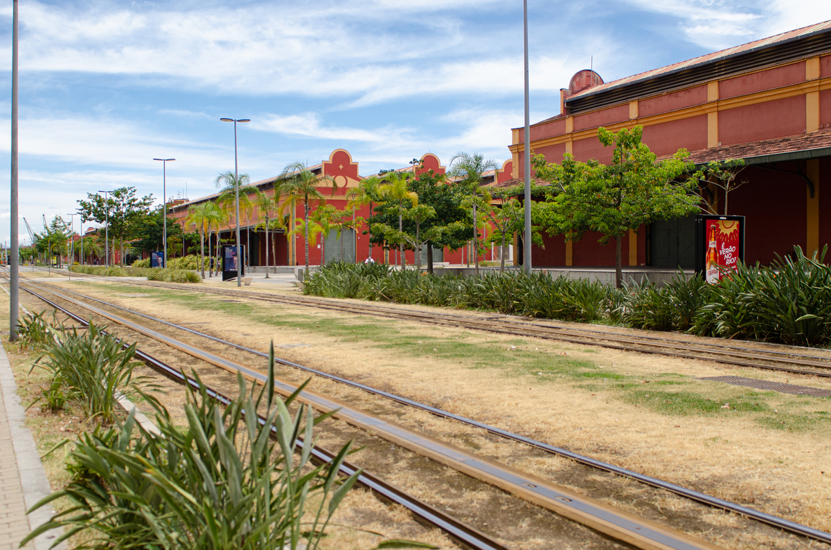 UM TOQUE NO SEU OLHAR ARIANE SCHMITZ TATIANA VIEIRA