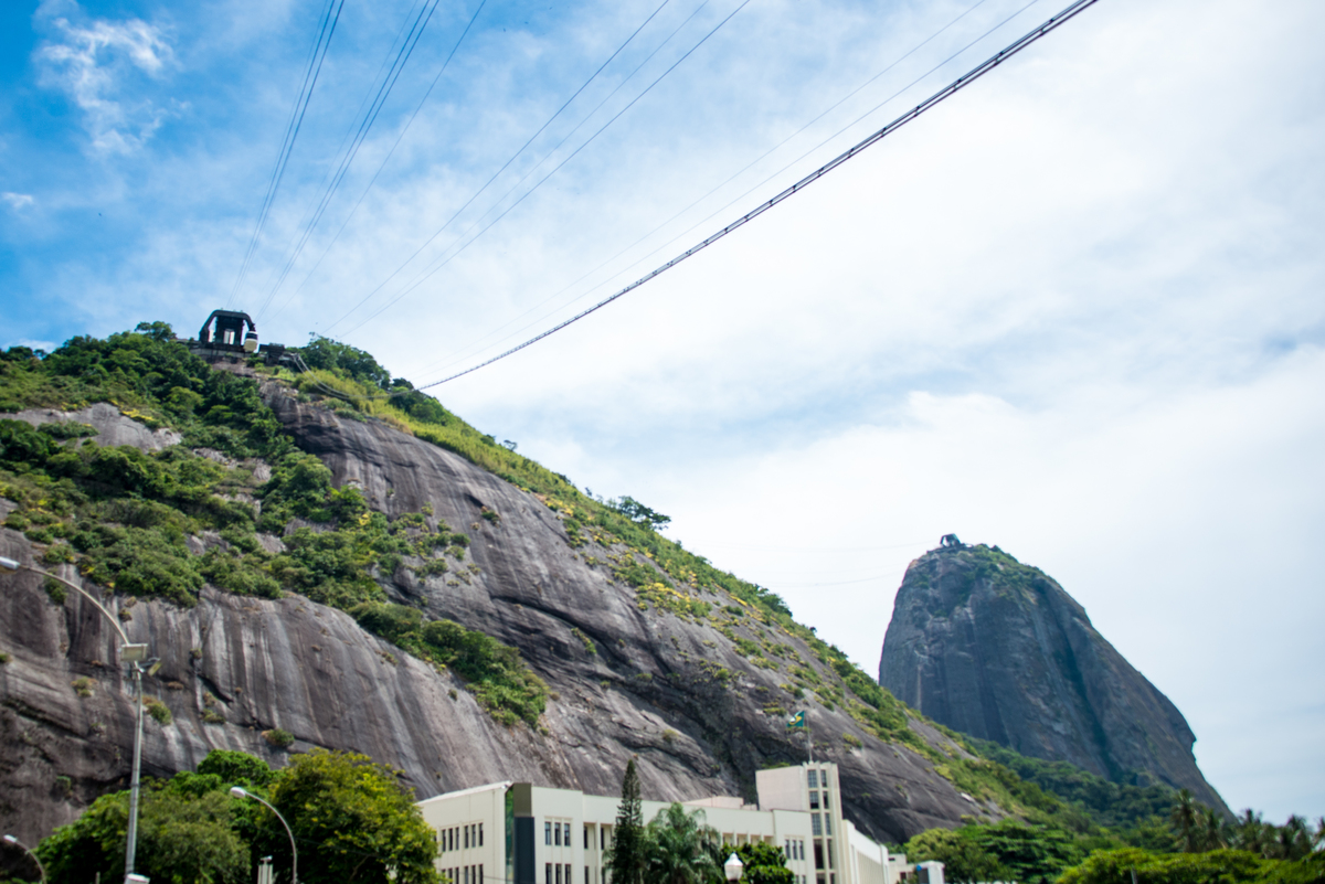 UM TOQUE NO SEU OLHAR ARIANE SCHMITZ TATIANA VIEIRA