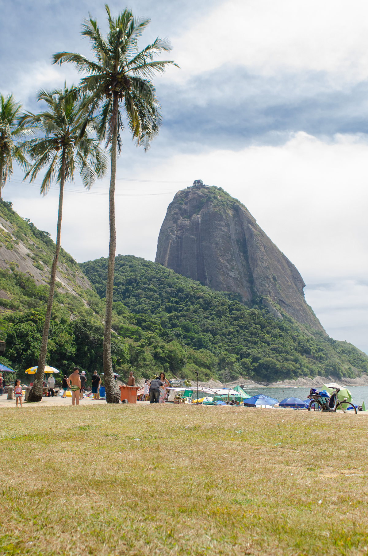 UM TOQUE NO SEU OLHAR ARIANE SCHMITZ TATIANA VIEIRA