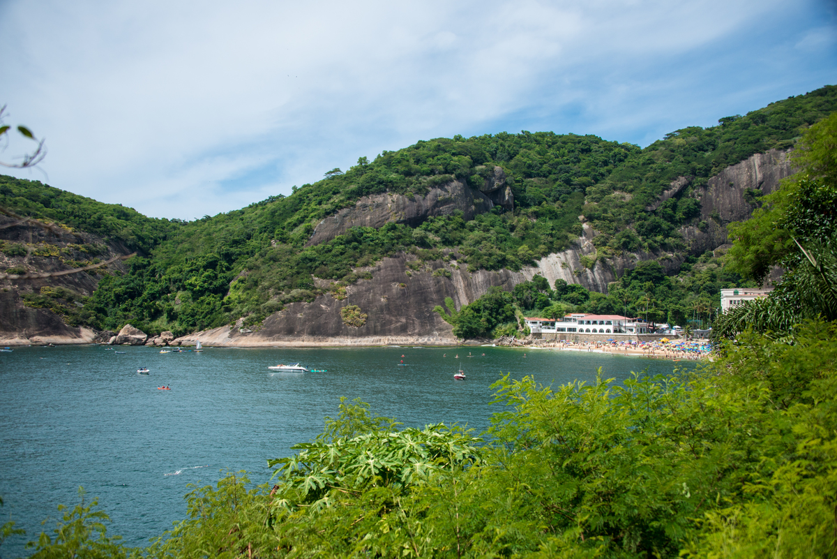 UM TOQUE NO SEU OLHAR ARIANE SCHMITZ TATIANA VIEIRA