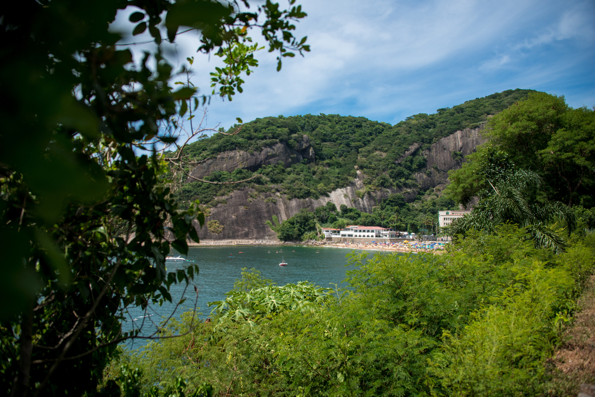 UM TOQUE NO SEU OLHAR ARIANE SCHMITZ TATIANA VIEIRA