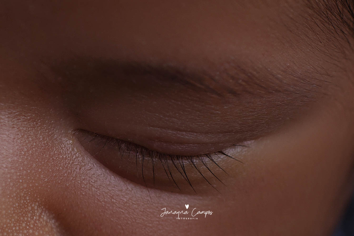 Newborn detalhes olhos