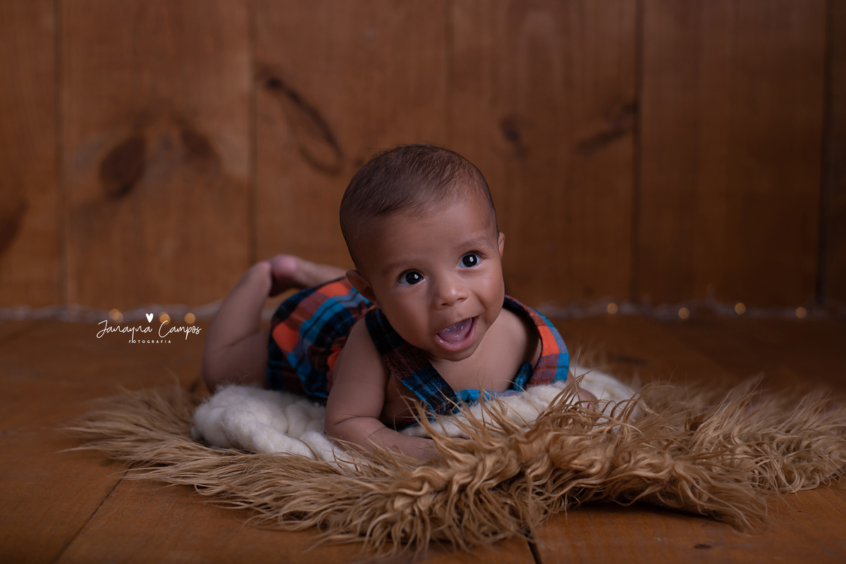 Acompanhamento menino look xadrez