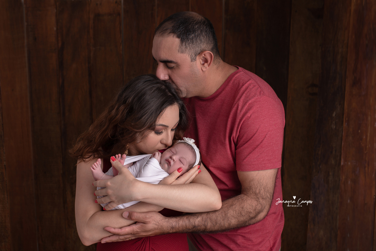 Ensaio newborn família vermelho