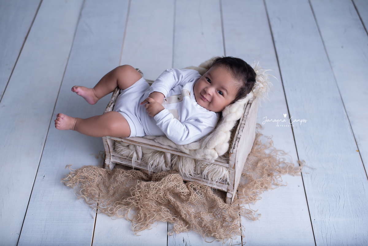 Ensaio acompanhamento do bebê branco