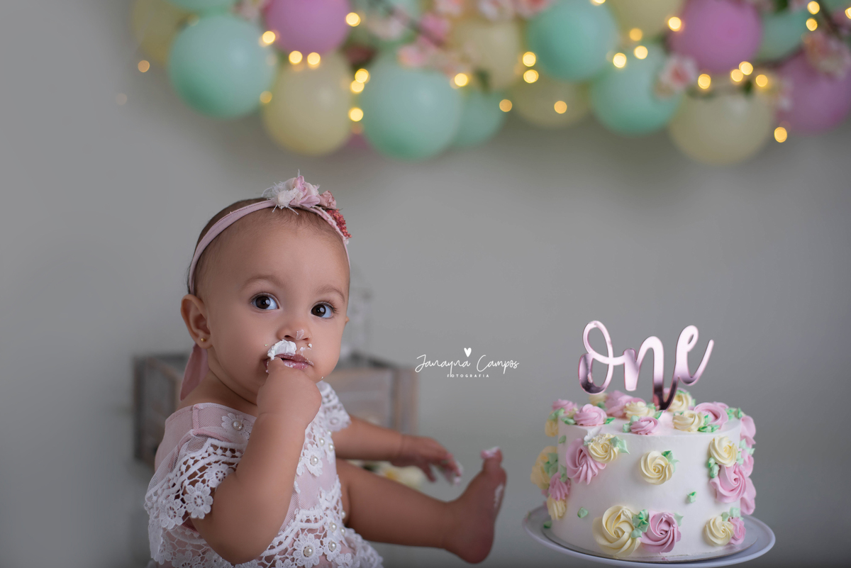Smash the Cake Jardim Encantado bolo