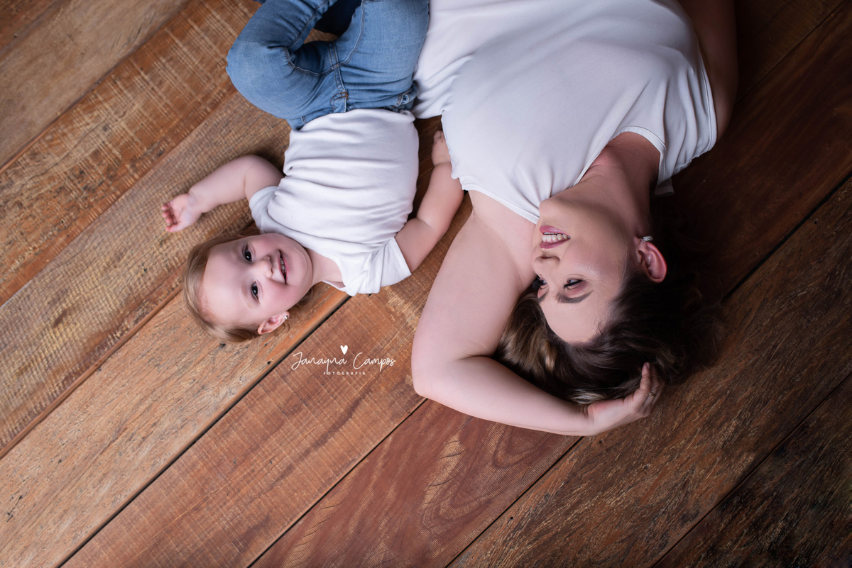 Ensaio mãe e filha roupa branca