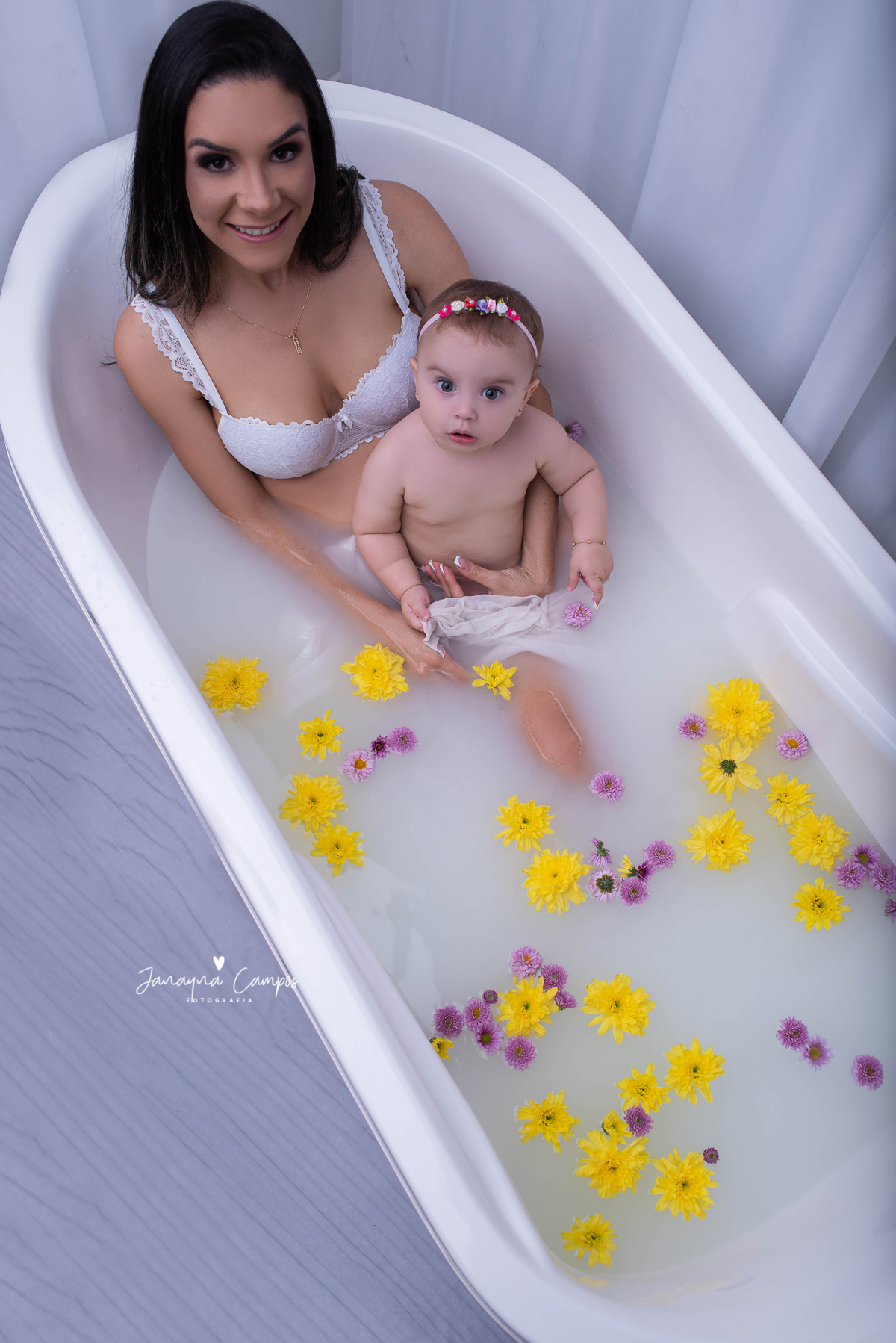 Milk bath com filha 