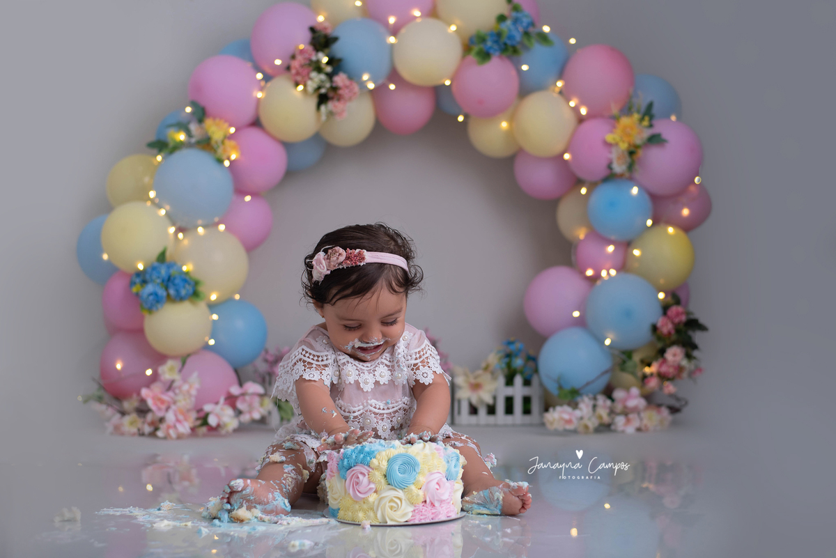 Smash the cake arco de balões 