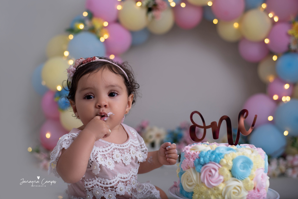 Smash the cake bolo candy colors 