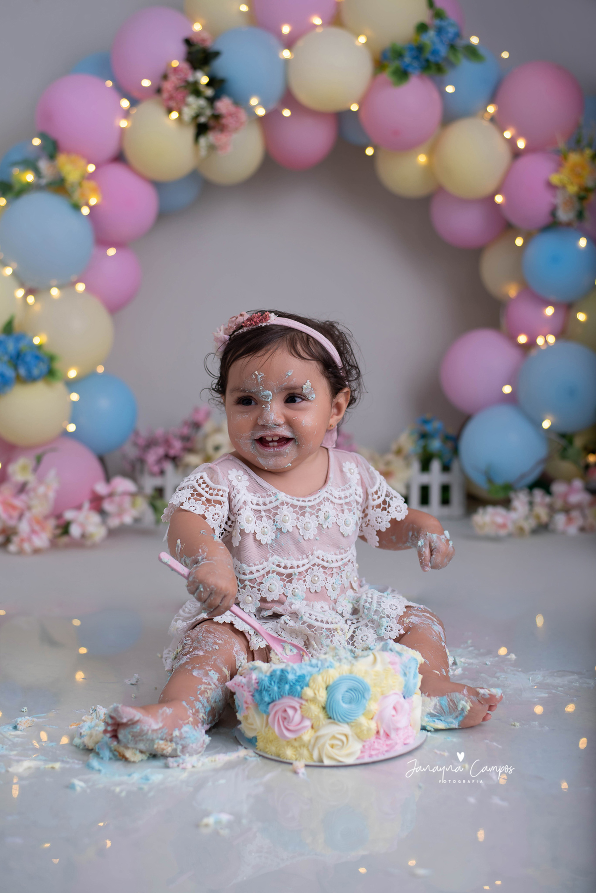 Smash the cake candy colors 