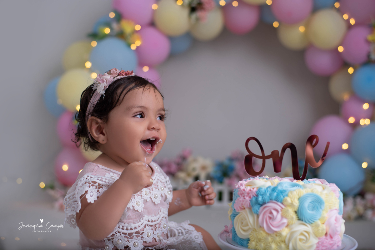 Smash the cake look rosa 