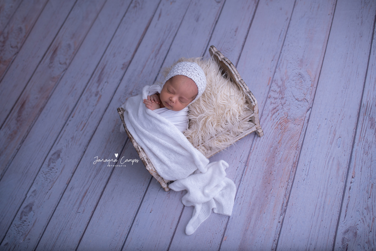 Newborn menina branco 