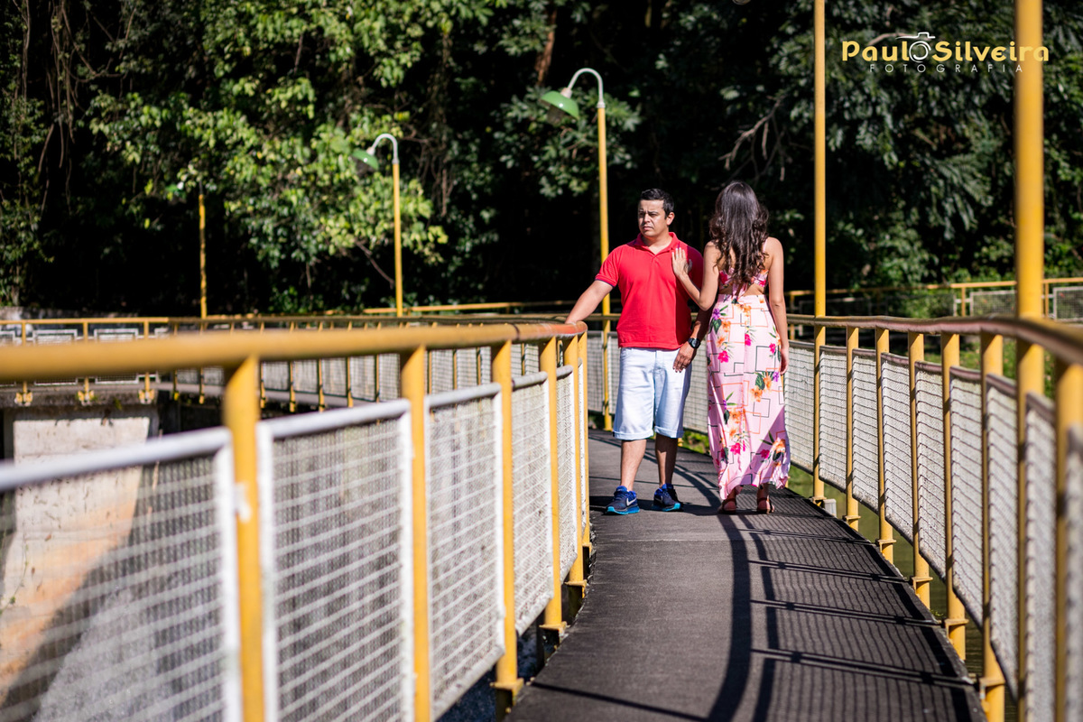 ousadia em foto natural sobre ponte - cascata das antas