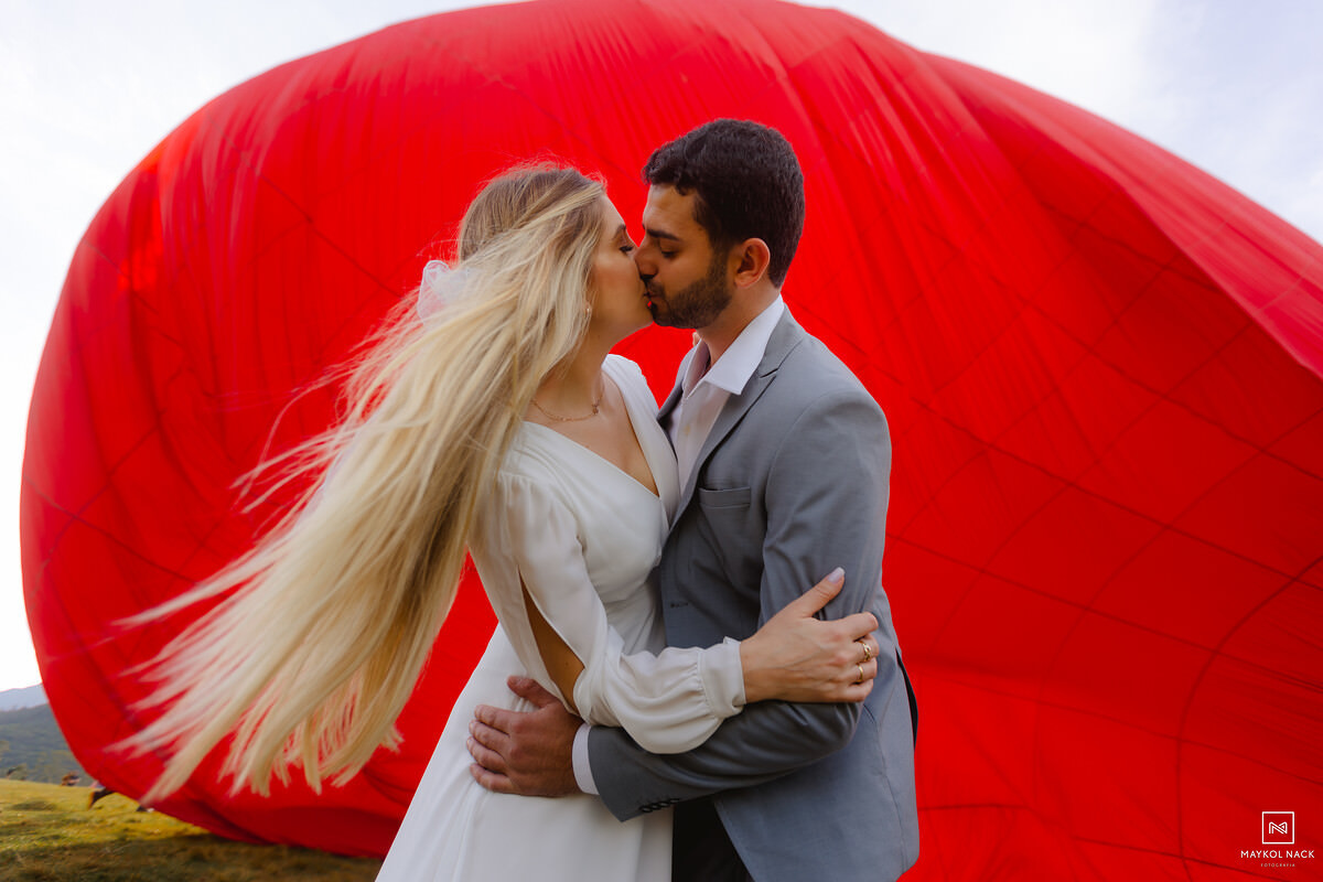 balão de coração sessão de fotos