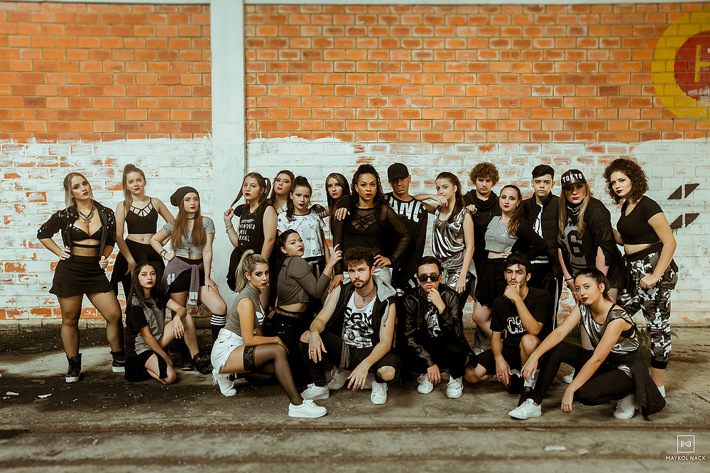 uMa família grupo de dança