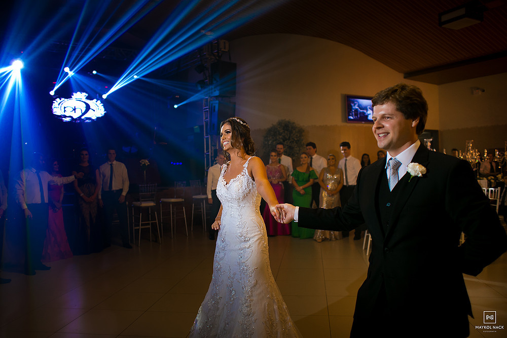 noivos dançando São Ludgero