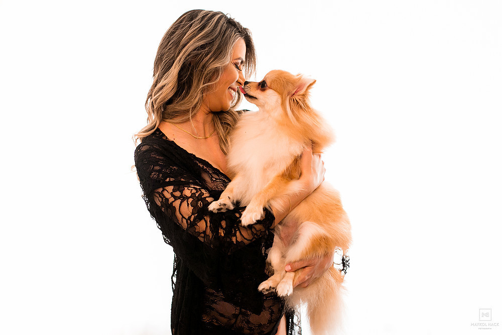 gestante com cachorro