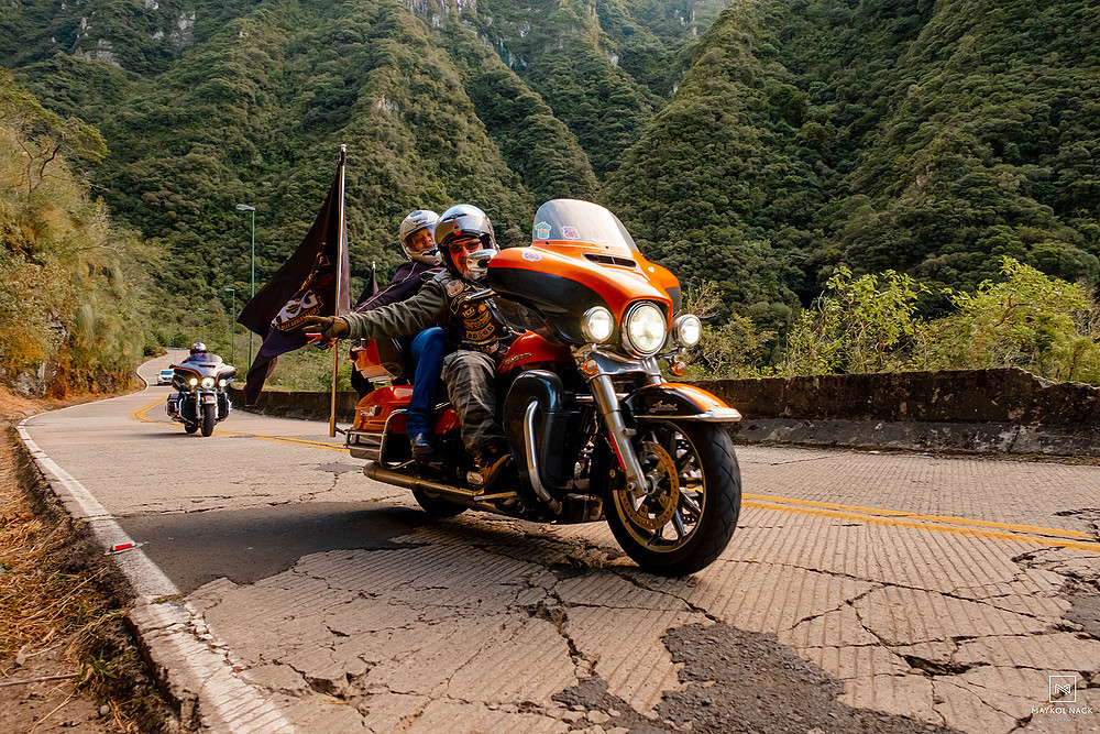 andar de moto serra do rio do rastro
