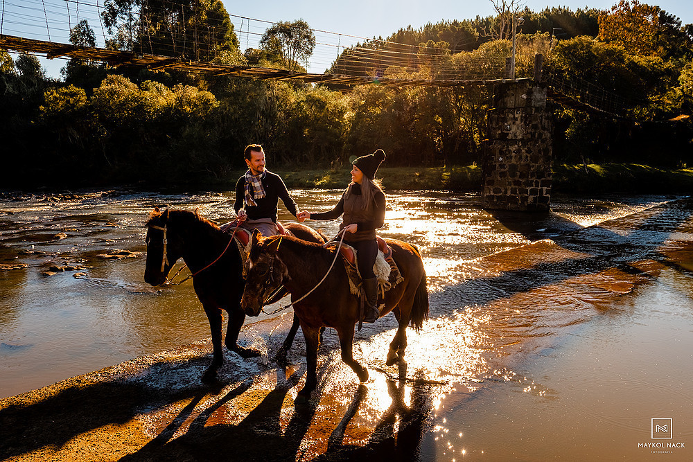 ensaio com cavalos na serra