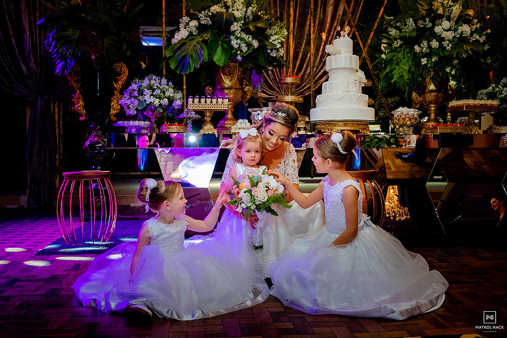 noiva e noivinhas em rio fortuna