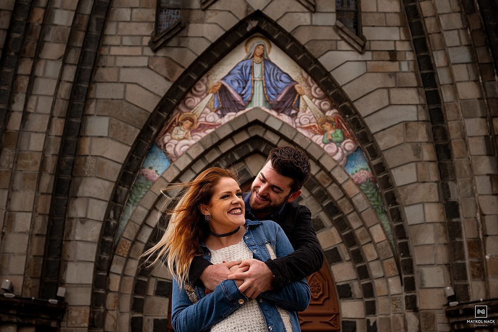 book de casal canela e gramado