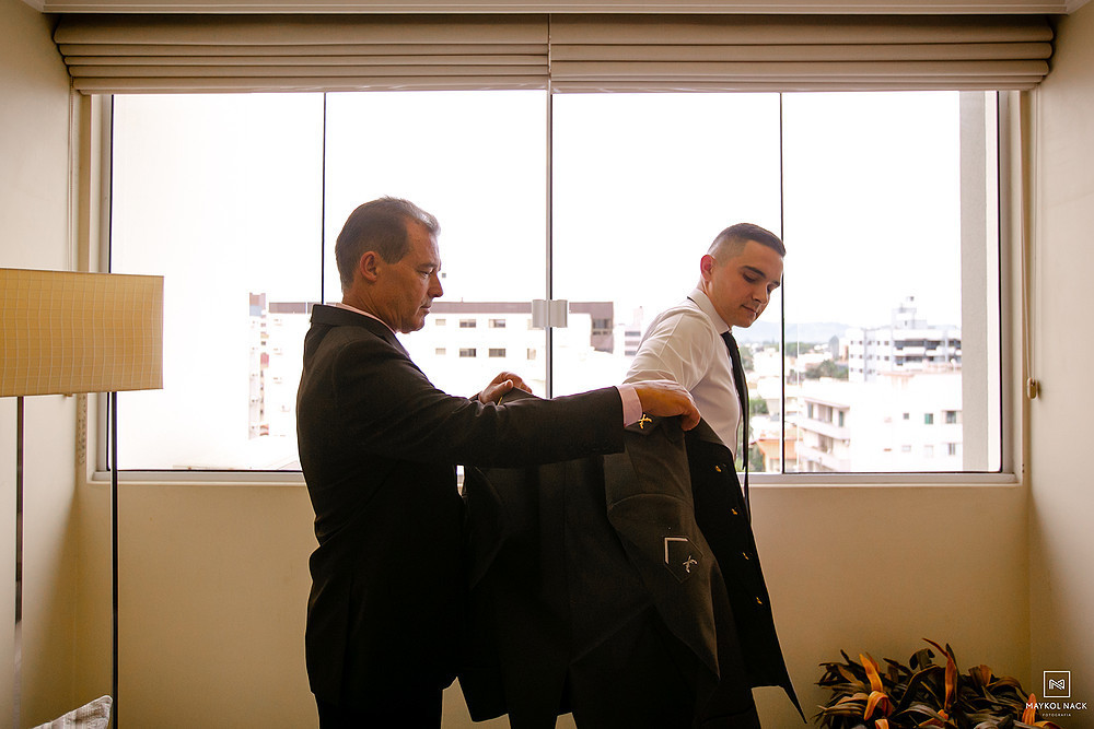 noivo preparativos em tubarão