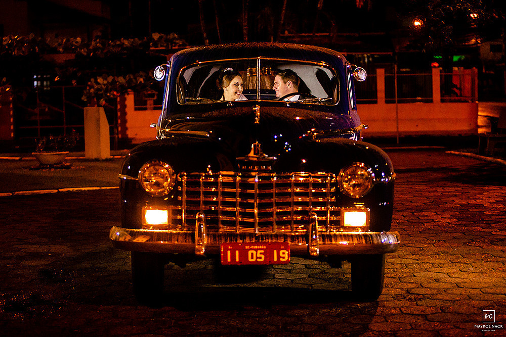 carro antigo para noivos em tubarão