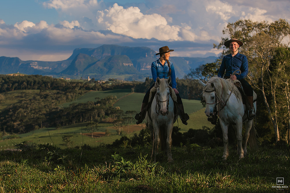 ensaio de noivos com cavalos
