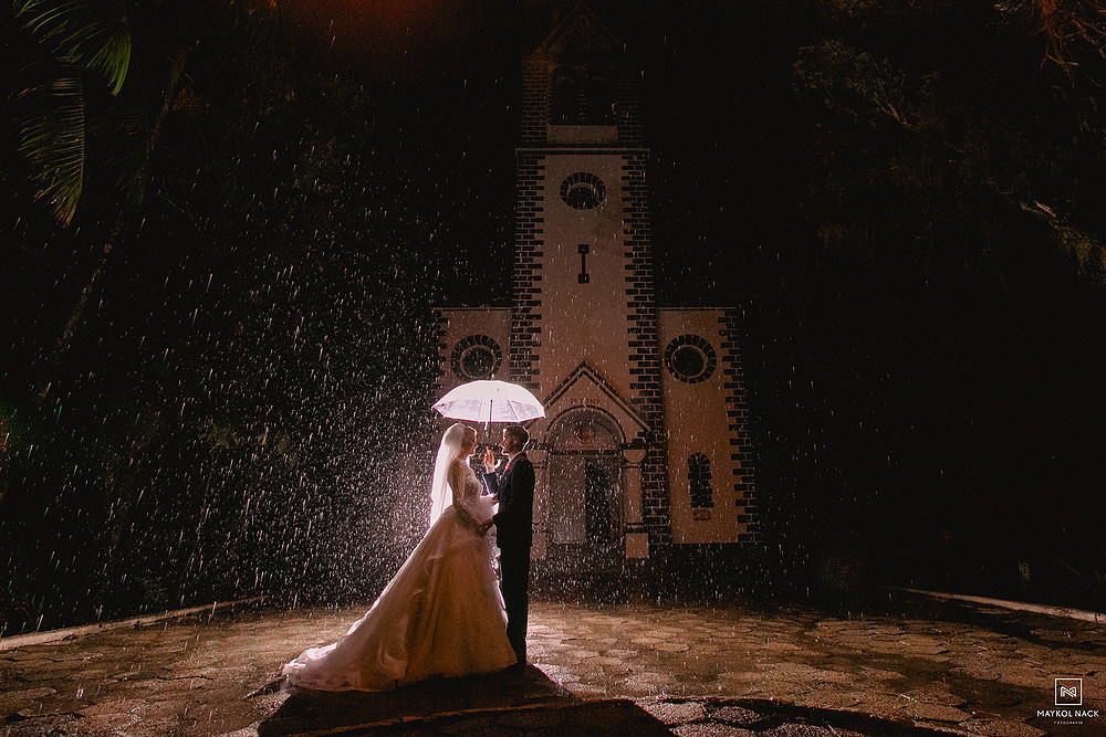casamento com chuva