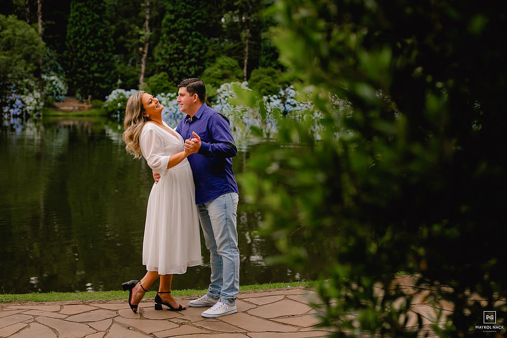 fotos de casal no lago negro