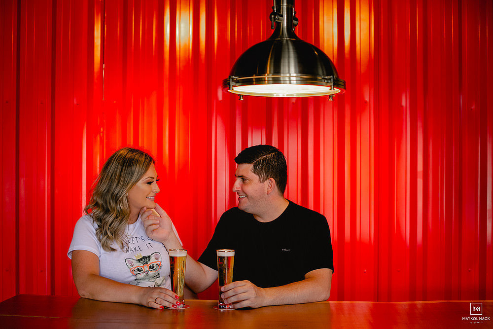 ensaio de casal na cervejaria rasen