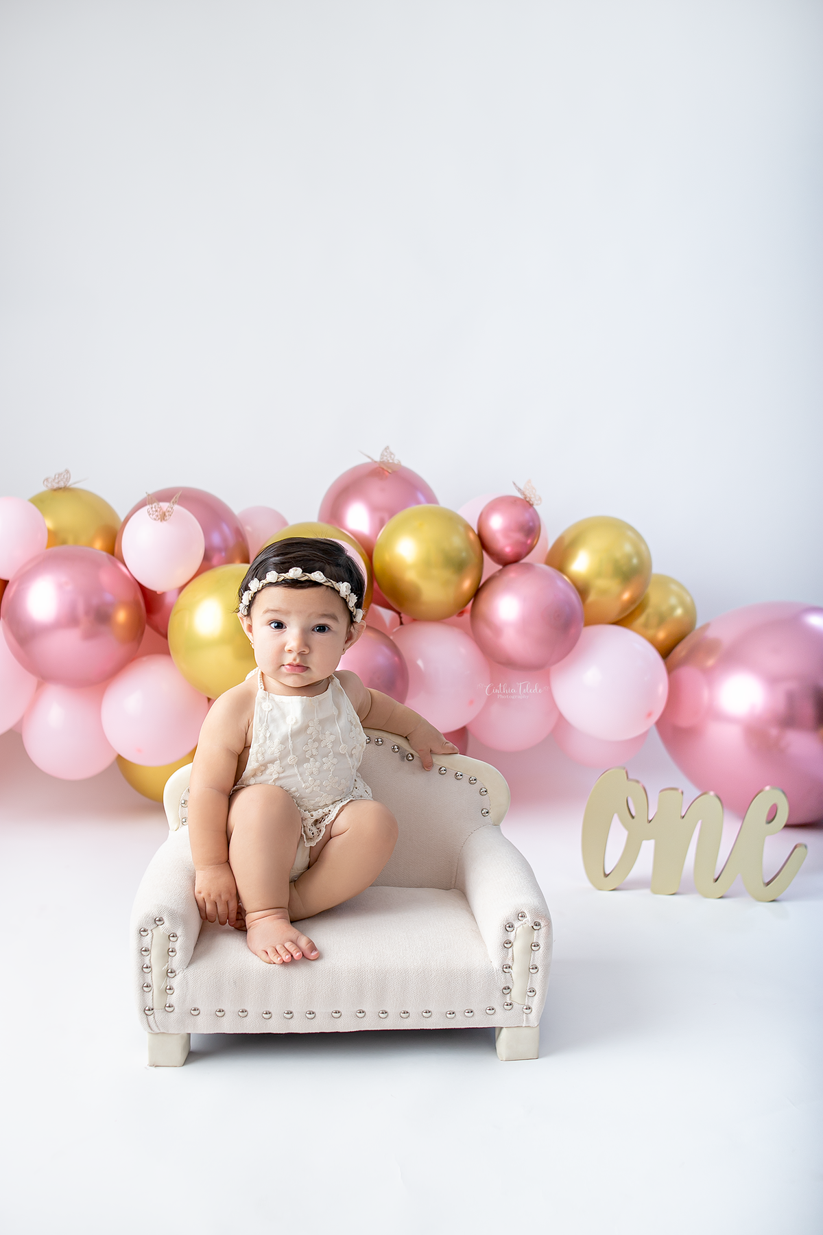 ensaio fotografico de cake Smash  de 1 aninho, fotografado por Cinthia Toledo Photography em Malden- MA. 