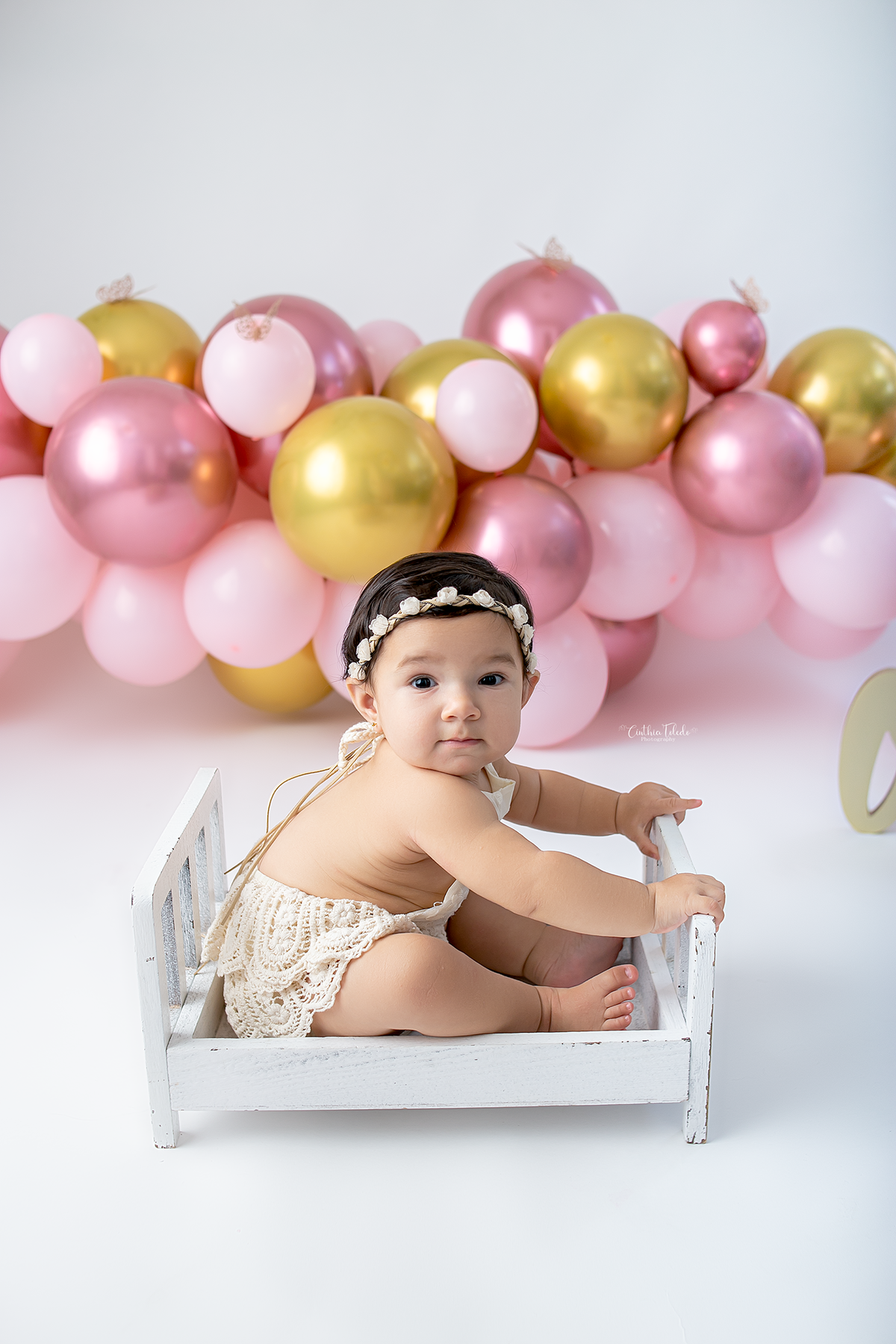 ensaio fotografico de cake Smash  de 1 aninho, fotografado por Cinthia Toledo Photography em Malden- MA. 