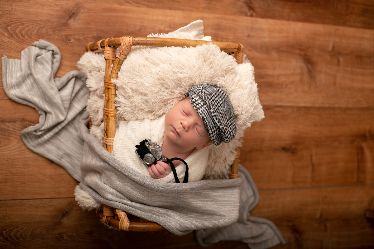 newborn session, ensaio newborn fotografado por Cinthia Toledo Photography em Malden-MA, Boston, 