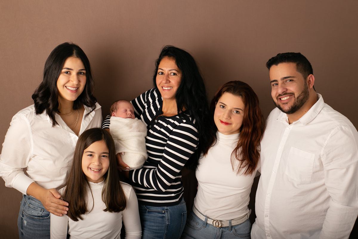 newborn session, ensaio newborn fotografado por Cinthia Toledo Photography em Malden-MA, Boston, familia