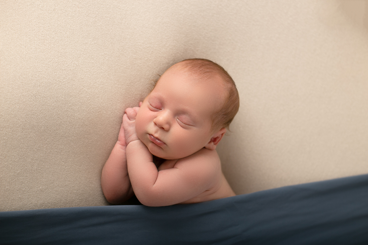 newborn session, ensaio newborn fotografado por Cinthia Toledo Photography em Malden-MA, Boston, 