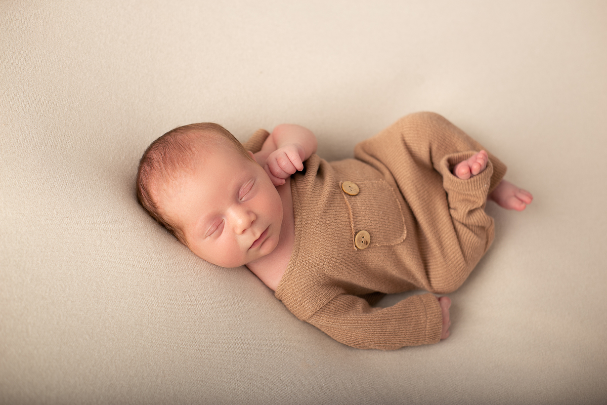 newborn session, ensaio newborn fotografado por Cinthia Toledo Photography em Malden-MA, Boston, 
