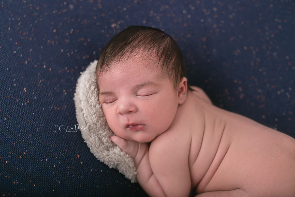 Cinthia Toledo, Malden-Massachusetts, ensaio newborn, fotografia newborn, menino, peladinho, fotos no puff