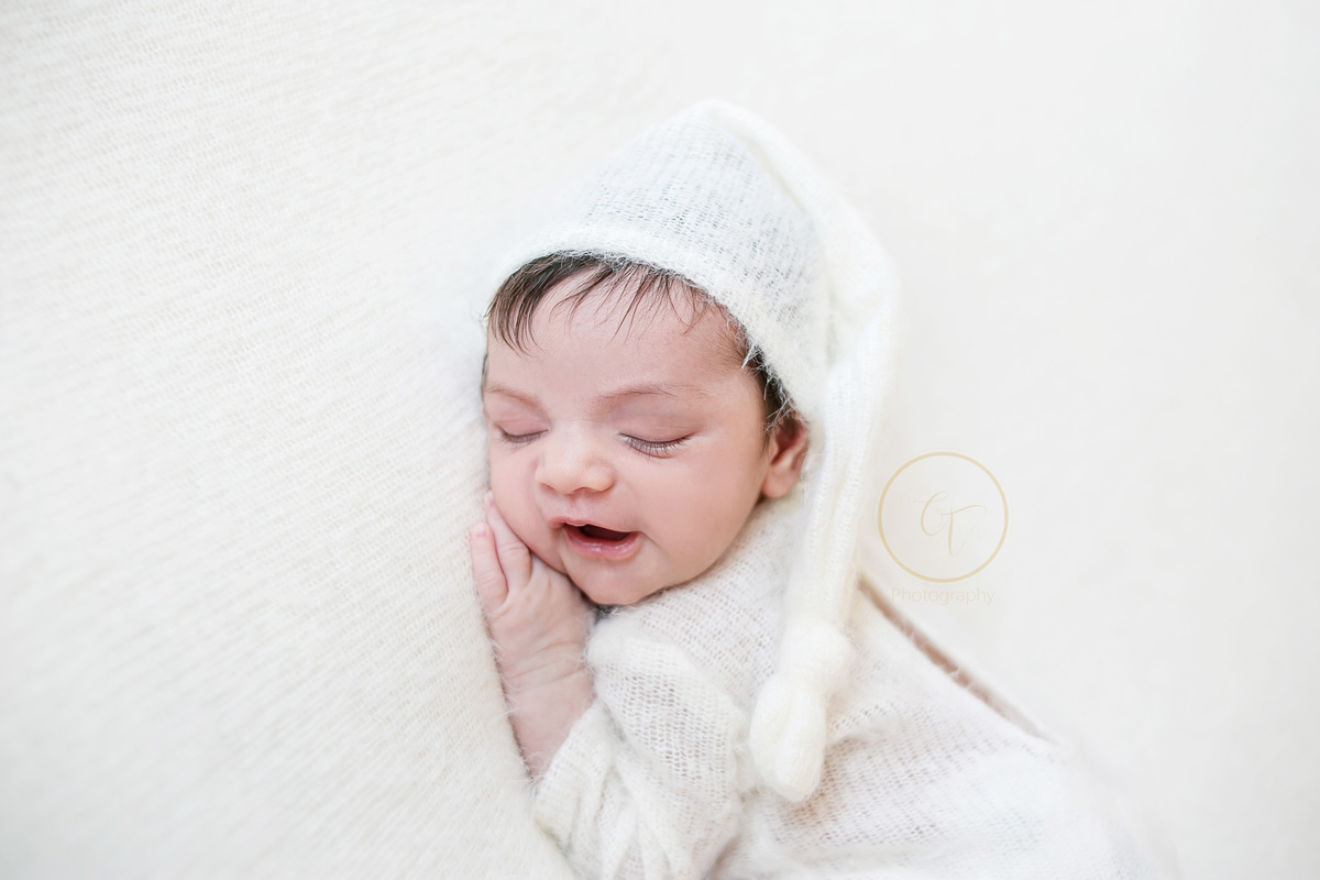 Cínthia Toledo fotógrafa, Malden-MA, fotografa de newborn, ensaio newborn, newborn photography, newborn no puff