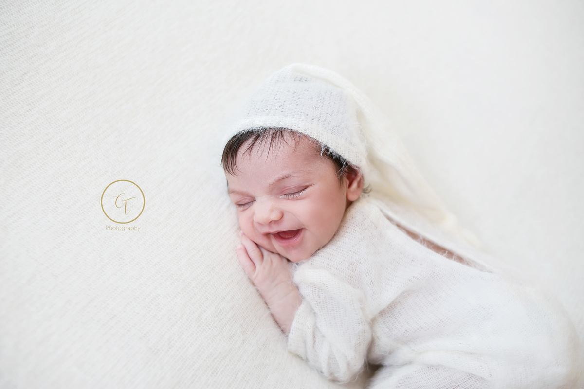 Cínthia Toledo fotógrafa, Malden-MA, fotografa de newborn, ensaio newborn, newborn photography, newborn no puff
