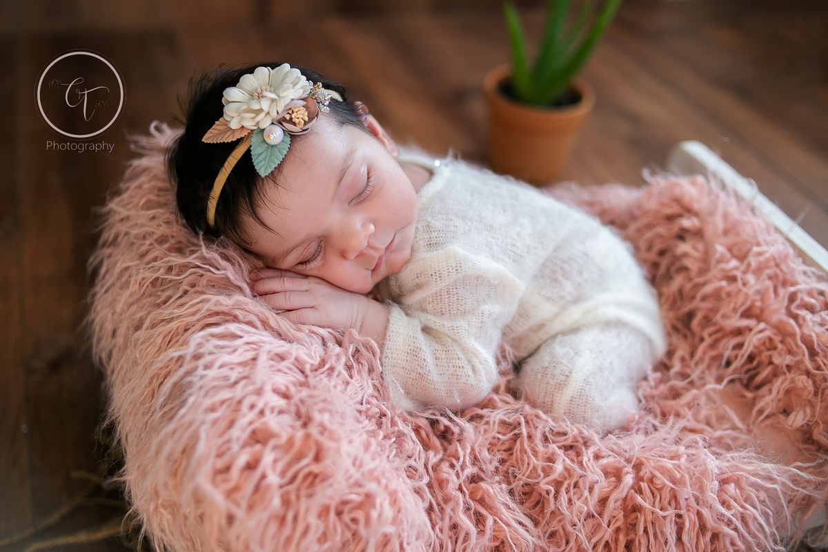 Cínthia Toledo fotógrafa, Malden-MA, fotografa de newborn, ensaio newborn, newborn photography, newborn na caminha