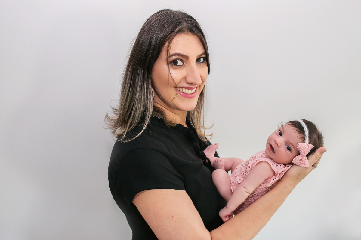 Cínthia Toledo fotógrafa, Malden-MA, fotografa de newborn, ensaio newborn, newborn photography, newborn com a mãe